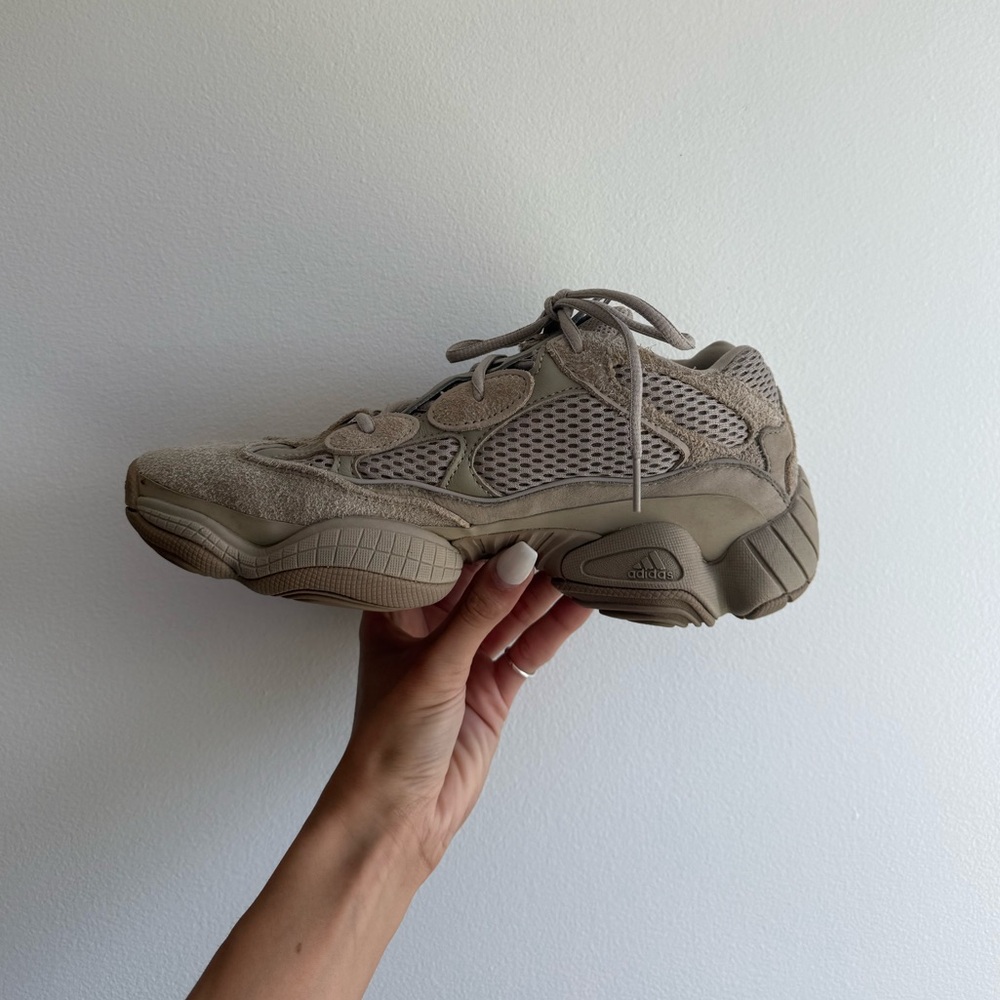 Yeezy 500 Preowned